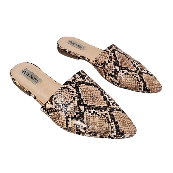 Steve Madden Shoes - Steve Madden Meekah Mules Snakeskin Studded Pointed Toe Flats Slip On